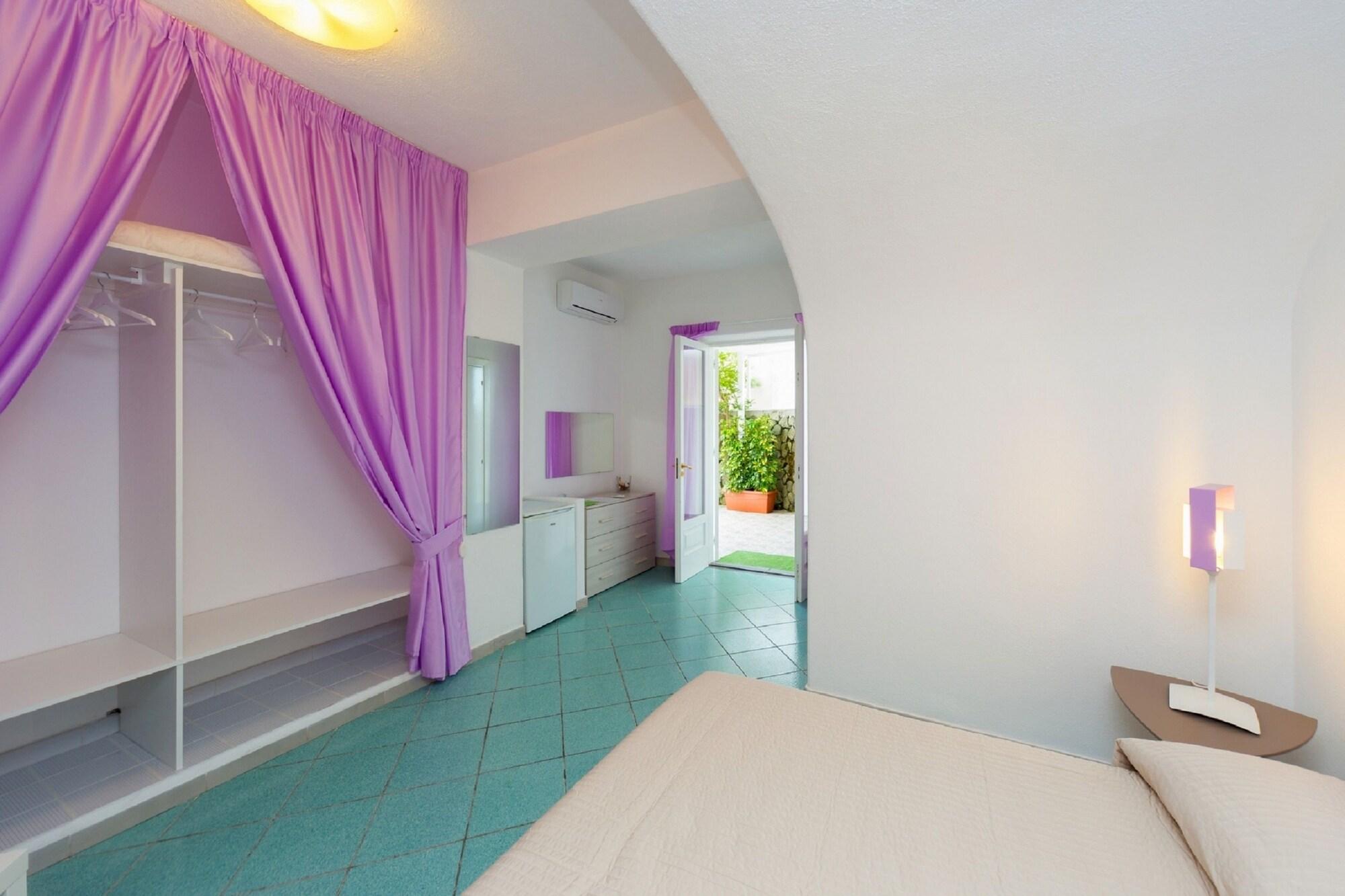 Bed and Breakfast Relais Romildanna Forio di Ischia Exterior foto