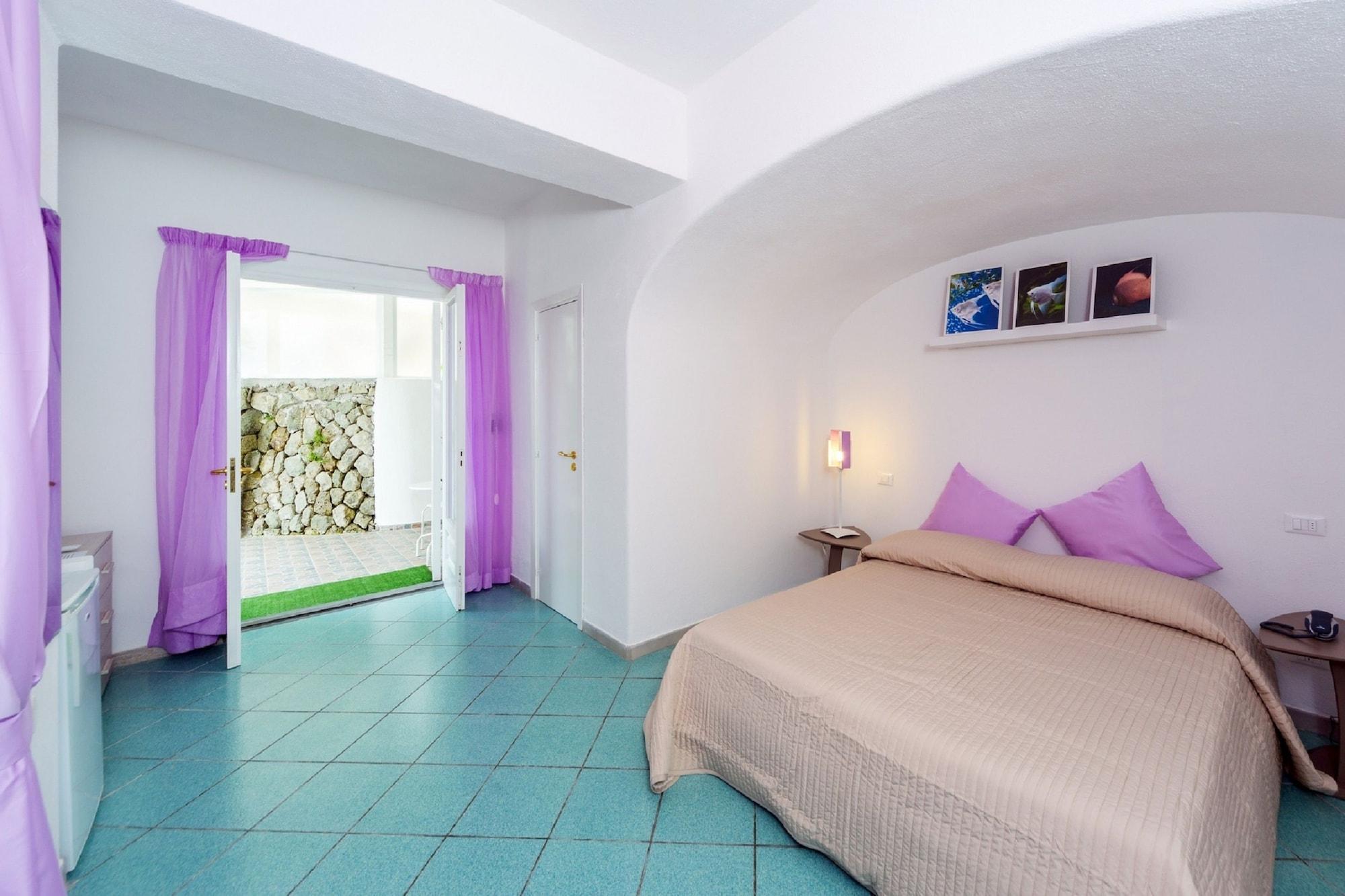 Bed and Breakfast Relais Romildanna Forio di Ischia Exterior foto