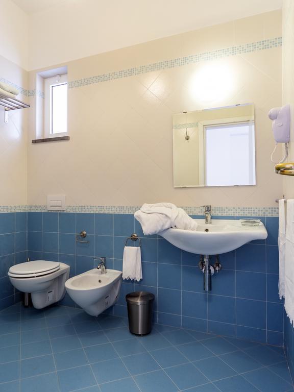 Bed and Breakfast Relais Romildanna Forio di Ischia Habitación foto