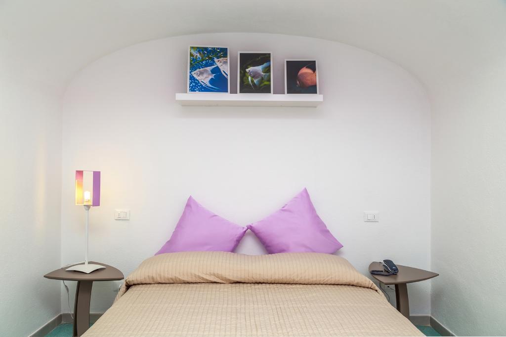 Bed and Breakfast Relais Romildanna Forio di Ischia Exterior foto